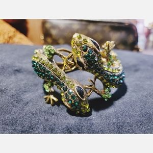 Lizard Cuff